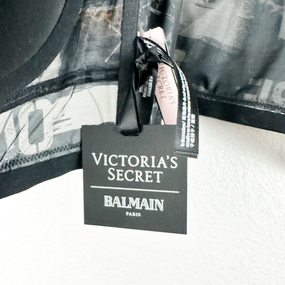 NWT Balmain x Victoria’s Secret Graffiti Punk Longline 34D‎ Bra and M Panty Set - Picture 10 of 13